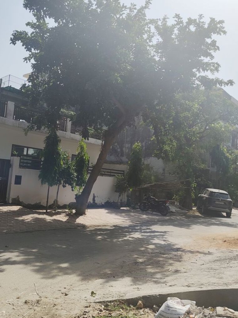  Parking, xu 1 greater noida 2 Bedroom 90 Sq.Mt. Independent House In Xu 1 Greater Noida Greater Noida 10738046