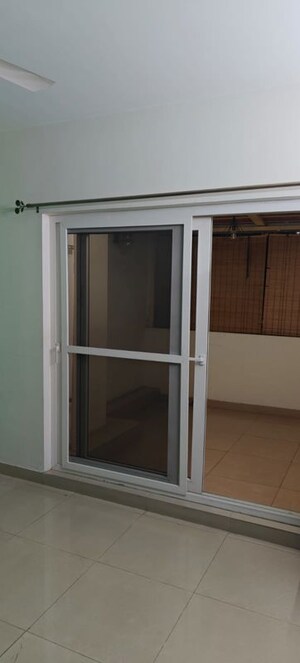 Room in 2 BHK Apartment at Siroya Sunshine, Rt Nagar – for Rent