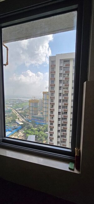  2 BHK Apartment at Piramal Vaikunth, Balkum Pada – for Rent