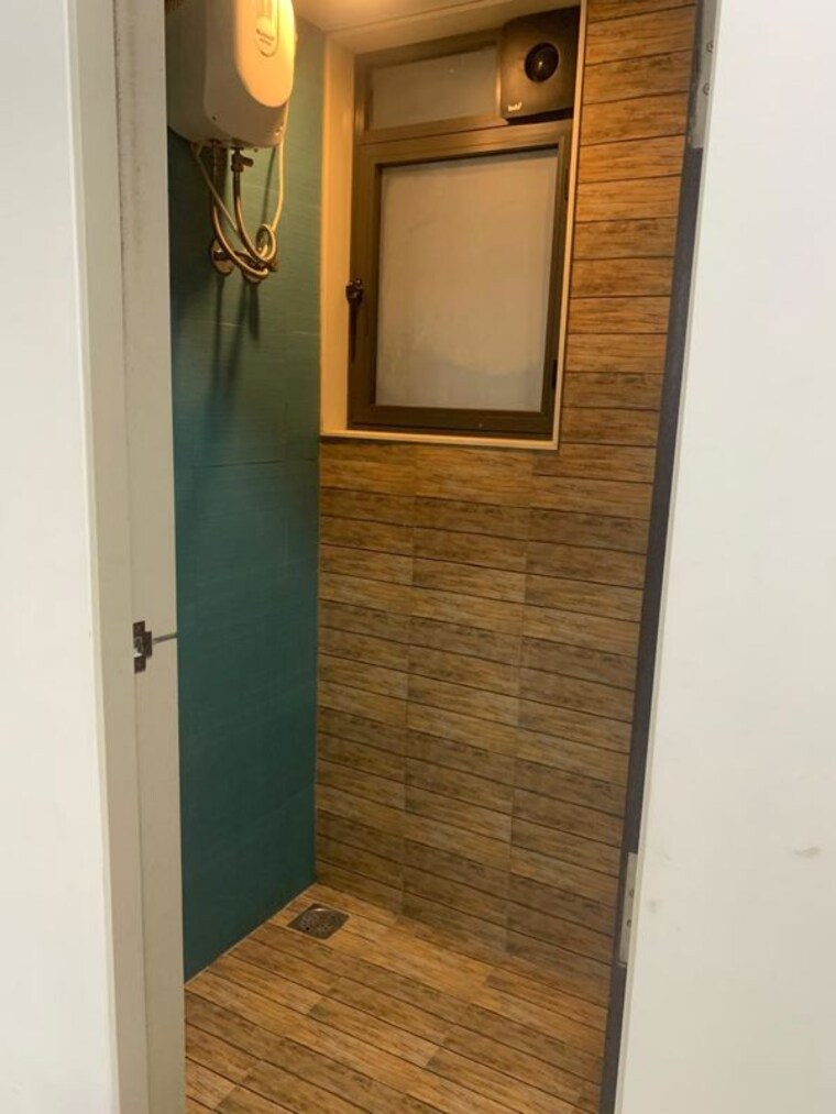 Bathroom, lodha-crown-quality-homes 1 Bedroom 354 Sq.Ft. Apartment In Majiwada Thane 10738180
