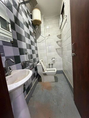 Bathroom in 1 BHK Builder Floor at Nawada – for Rent