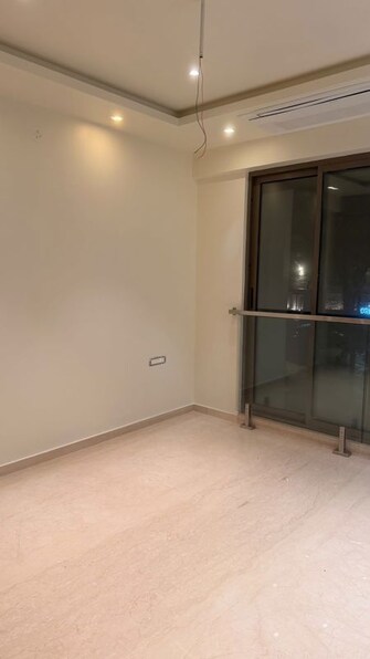 2 BHK 800 Sq.Ft. Apartment in Adani Ten BKC