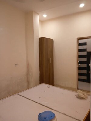 Room in 5 BHK Independent House at Palam Vihar Residents Association, Palam Vihar – for Sale