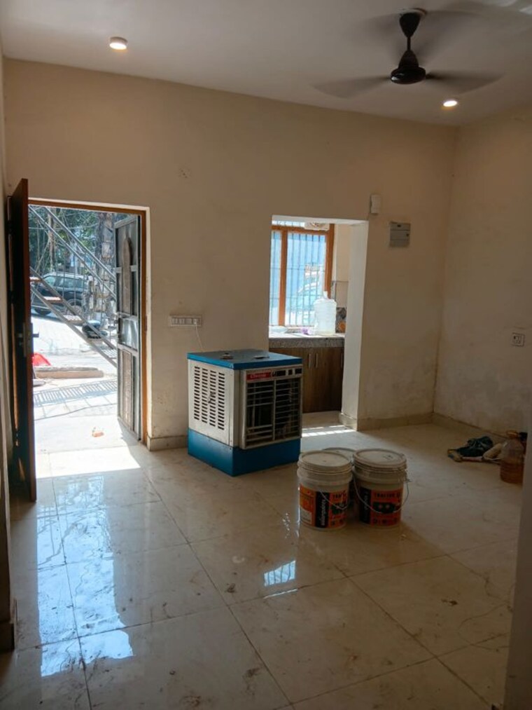 Living Room, palam-vihar-residents-association 5 Bedroom 594 Sq.Ft. Independent House In Palam Vihar Gurgaon 10738224