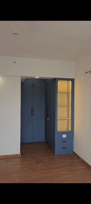 Room in 2 BHK Apartment at Godrej Air Sector 85, Sector 85 – for Rent