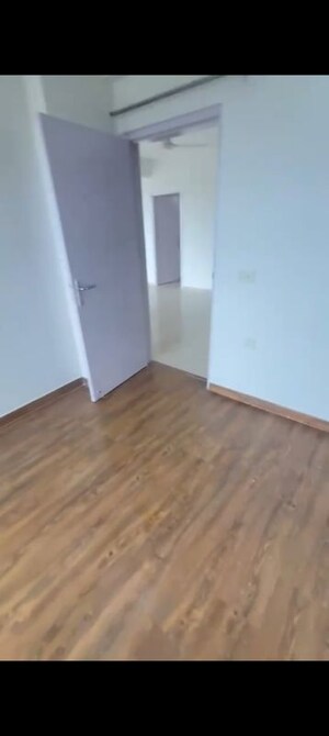 Room in 2 BHK Apartment at Godrej Air Sector 85, Sector 85 – for Rent