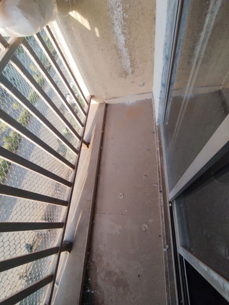Balcony, cosmos-regency 1 Bedroom 381 Sq.Ft. Apartment In Virar West Palghar 10738322