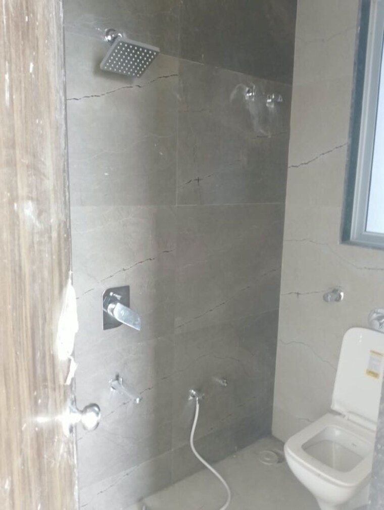 Bathroom, dgs-sheetal-elara 3 Bedroom 1204 Sq.Ft. Apartment In Lokhandwala Mumbai 10738318