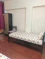 921 Sq.Ft. Pg in Oshiwara