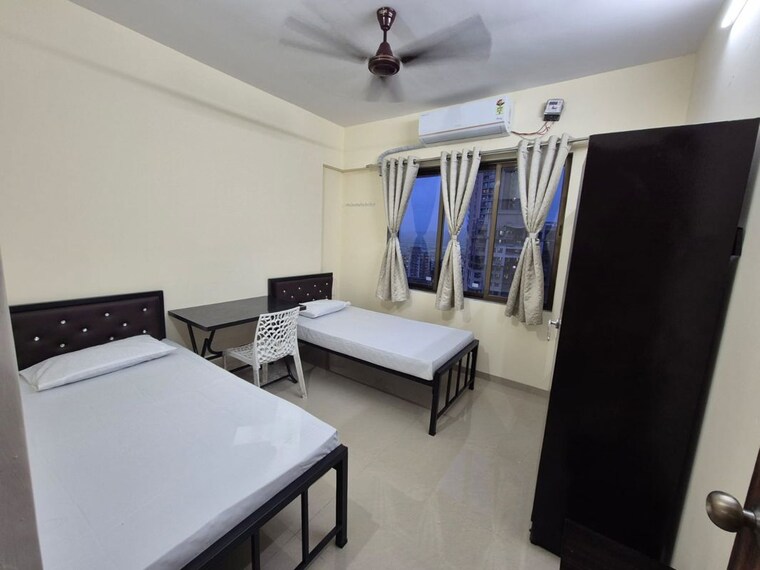 Bedroom, oshiwara Pg For Boys & Girls In Oshiwara 10738324