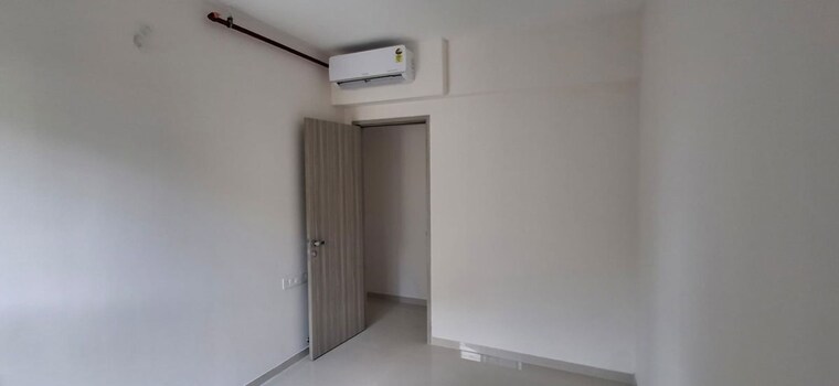 Room, rustomjee-urbania-azziano 2 Bedroom 633 Sq.Ft. Apartment In Thane West Thane 10738328