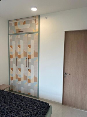 Room in 2 BHK Apartment at Lodha Crown Quality Homes, Majiwada – for Rent