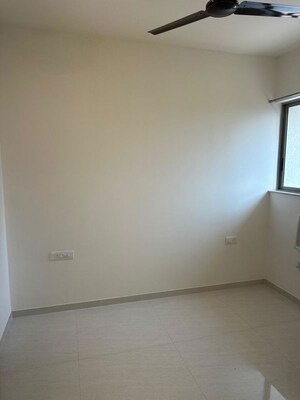 Room in 2 BHK Apartment at Lodha Crown Quality Homes, Majiwada – for Rent