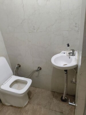 Bathroom in 3 BHK Apartment at Purvanchal Royal City, Chi V Greater Noida – for Rent