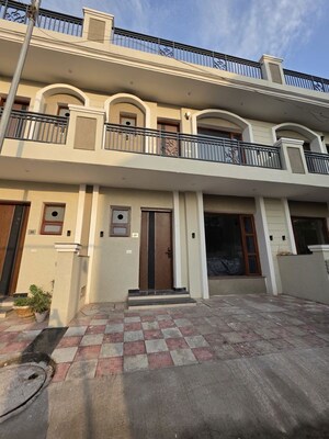 3 BHK Villa For Sale in Dhakoli