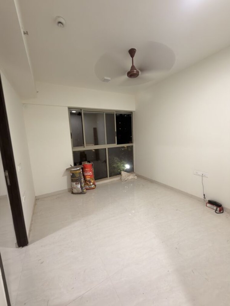 Room, lodha-crown-kolshet 1 Bedroom 470 Sq.Ft. Apartment In Kolshet Road Thane 10738367