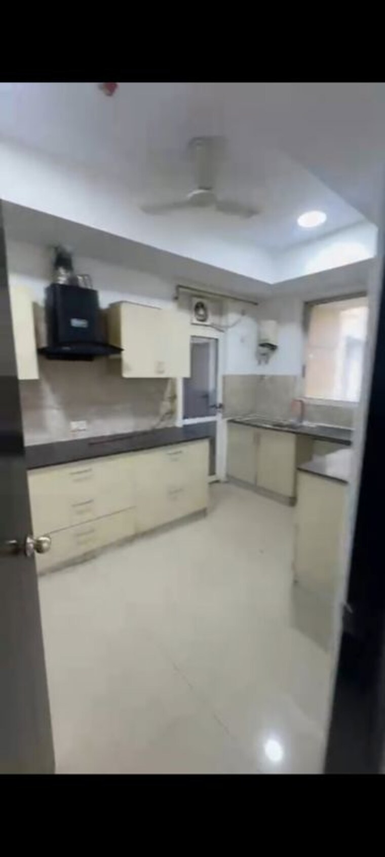 Kitchen, jaypee-kalypso-court 3 Bedroom 2800 Sq.Ft. Apartment In Sector 128 Noida 10738379