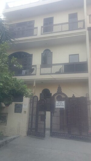  Plot For Sale in Alpha 1 Greater Noida