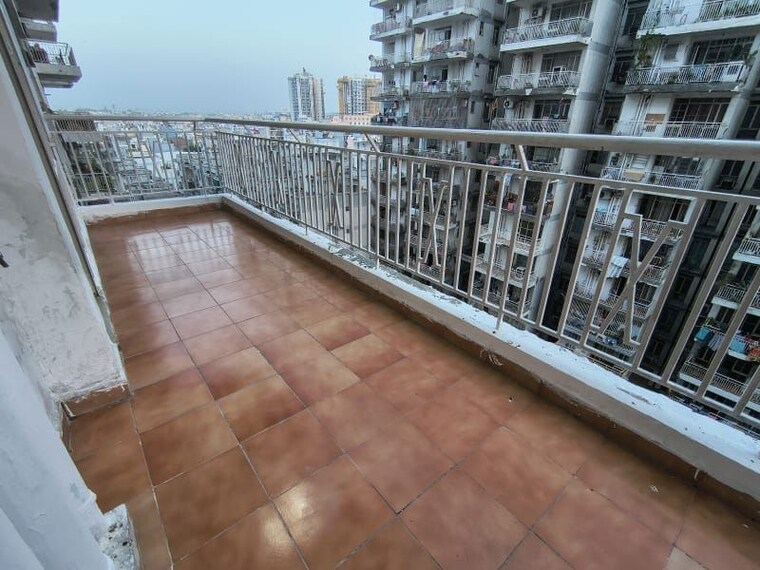 Balcony, zara-aavaas-3 2 Bedroom 777 Sq.Ft. Apartment In Sector 104 Gurgaon 10738409