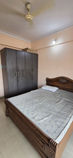 Master Bedroom in 2 BHK Apartment at Shree Ambika Complex, Ghansoli – for Rent