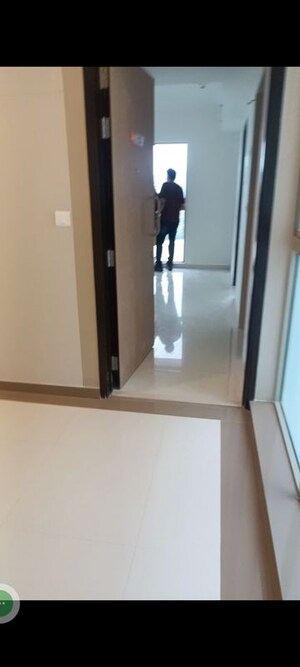Room in 1 BHK Apartment at Lodha Crown Kolshet, Kolshet Road – for Rent