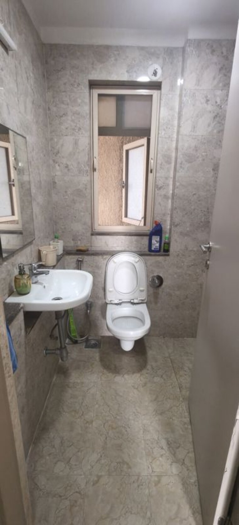 Attached Bathroom, sheth-vasant-oasis 2 Bedroom 670 Sq.Ft. Apartment In Andheri East Mumbai 10713929