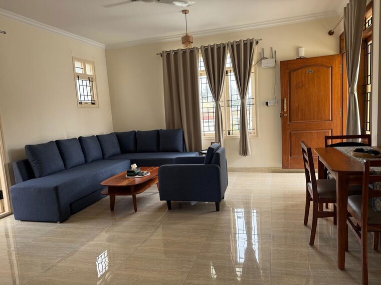 Living Room, defence colony 2 Bedroom 1400 Sq.Ft. Builder Floor In Defence Colony Bangalore 10738480