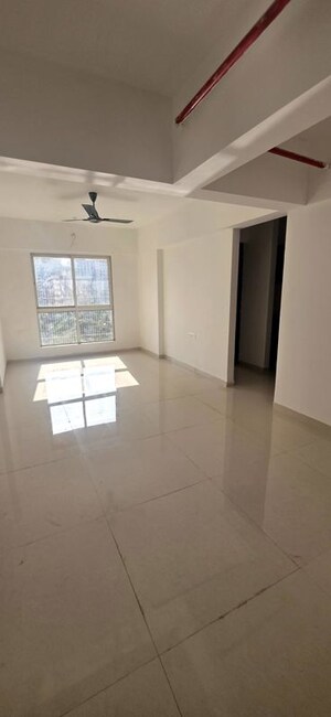 Room in 2 BHK Apartment at Raheja Interface Heights, Malad West – for Sale