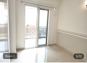 Room in 2 BHK Apartment at Signature Global The Roselia, Sector 95a – for Sale
