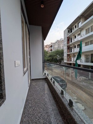 2 BHK Builder Floor For Rent in Sector 42