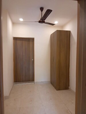 Bedroom in 1.5 BHK Builder Floor at Palam Vihar Residents Association, Palam Vihar – for Rent