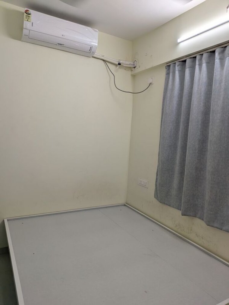 Room, lifestyle-royal-oak 2 Bedroom 777 Sq.Ft. Apartment In Wakad Pune 10738540