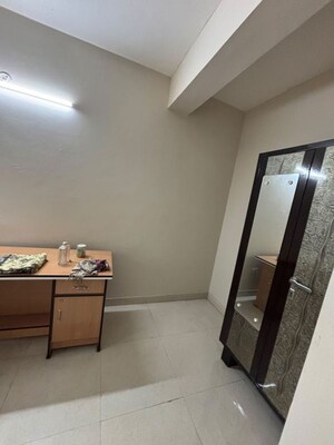 Furnished Amenities in 3 BHK Builder Floor at TDI The Grand Retreat, Sector 88 – for Rent