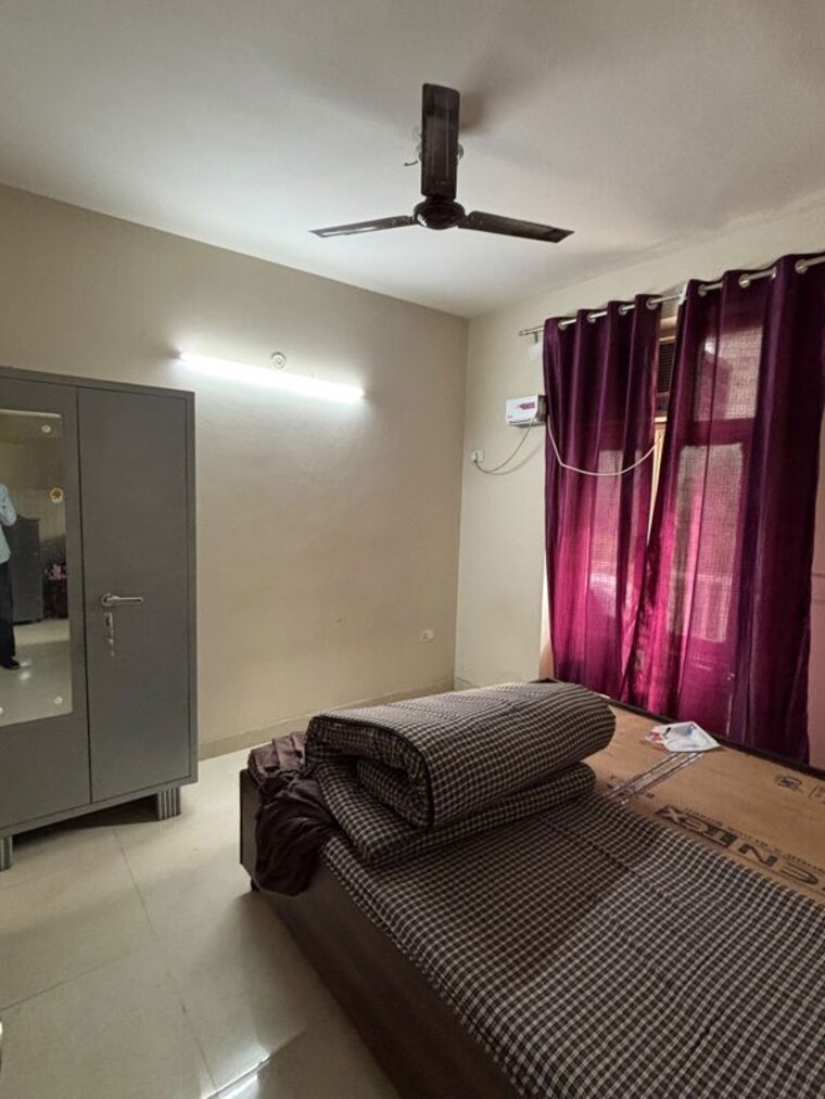 Bedroom, tdi-the-grand-retreat 3 Bedroom 180 Sq.Yd. Builder Floor In Sector 88 Faridabad 10738547
