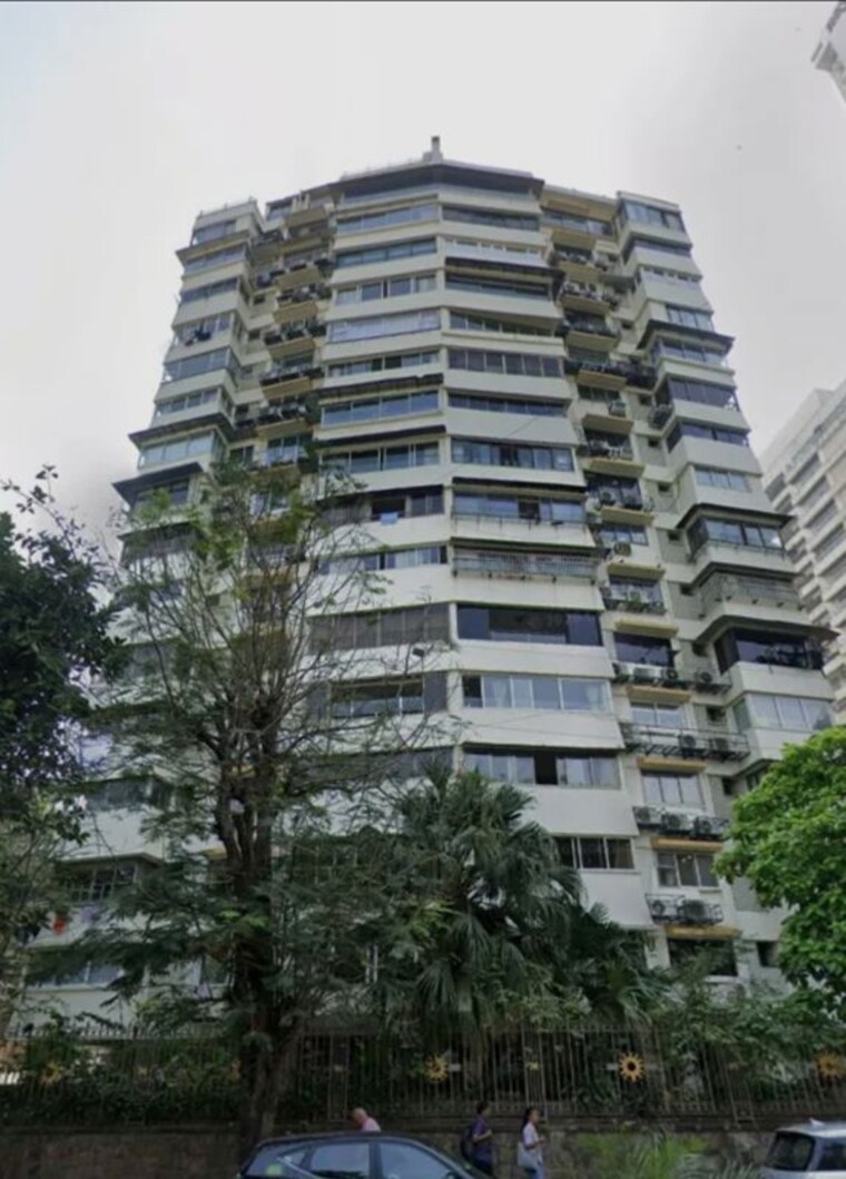 Exterior View, cumbala hill 1.5 Bedroom 800 Sq.Ft. Apartment In Cumbala Hill Mumbai 10735772