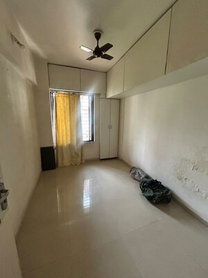 Room in 2.5 BHK Apartment at Oakwood Hills, Baner – for Rent