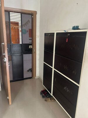 Furnished Amenities in 2.5 BHK Apartment at Oakwood Hills, Baner – for Rent