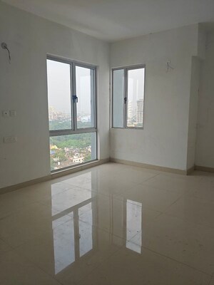 Room in 5 BHK Apartment at Sugam Morya, Tollygunge – for Sale