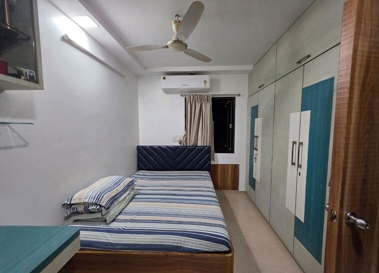 Bedroom, versova 1 RK 550 Sq.Ft. Apartment In Versova Mumbai 10738674
