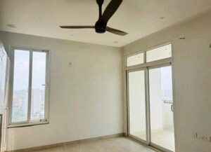 Room in 3 BHK Apartment at Chandra Panorama, Sushant Golf City – for Rent