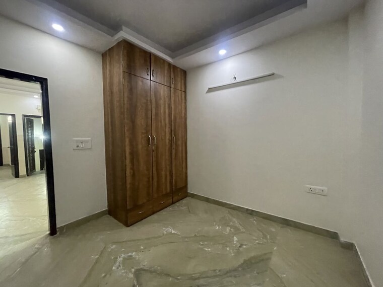 Room, rohini sector 24 2 Bedroom 700 Sq.Ft. Builder Floor In Rohini Sector 24 Delhi 10738703