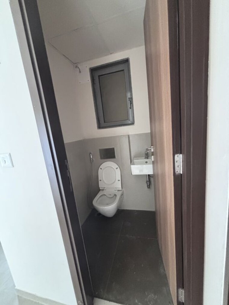 Attached Bathroom, piramal-vaikunth 1 Bedroom 361 Sq.Ft. Apartment In Balkum Pada Thane 10738714