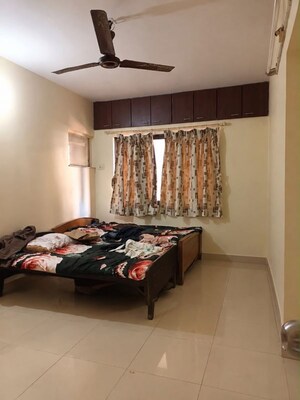 2 BHK Apartment For Rent in Ashoka Madhuban CHS, Malad East
