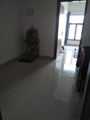 Room in 3 BHK Villa at Home Kamakhya Villas, Gaur City 1 – for Rent
