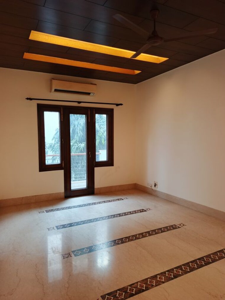 Bedroom, panchsheel park 5 Bedroom 4200 Sq.Ft. Builder Floor In Panchsheel Park Delhi 10738779