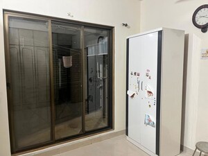 Room in 1 BHK Apartment at Supernal Gardens, Kolshet Road – for Rent