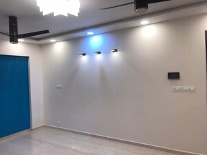Room in 2.5 BHK Apartment at Mahindra Vicino, Andheri East – for Sale