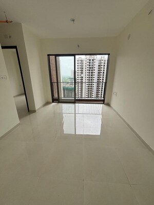 Room in 2 BHK Apartment at Runwal My City Phase II Cluster 05, Dombivli East – for Rent