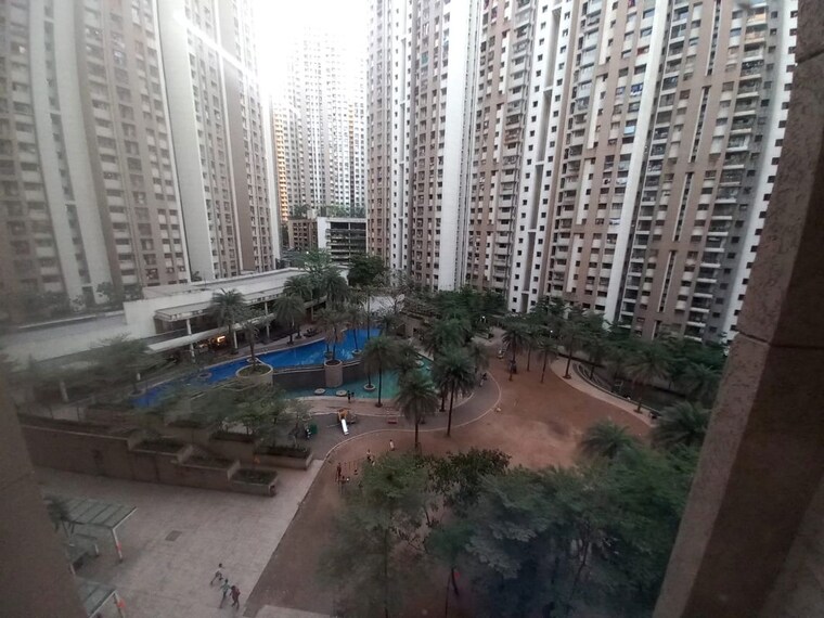 Exterior View, lodha-splendora-platino 2.5 Bedroom 871 Sq.Ft. Apartment In Ghodbunder Road Thane 10738990