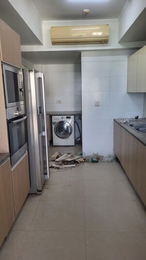 Kitchen in 4 BHK Apartment at DLF Westend Heights, Sector 53 – for Sale